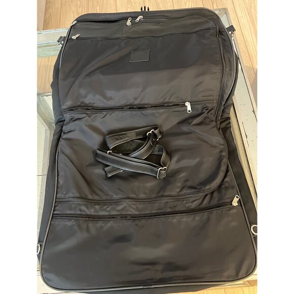 RARE Vintage Coach Garmet Bag Leather Trim Lots of Pockets - Picture 10 of 16